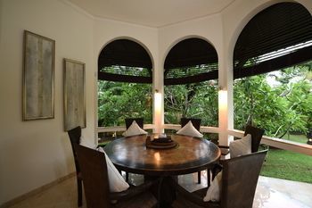 Cove Urbanest Hotel 4*